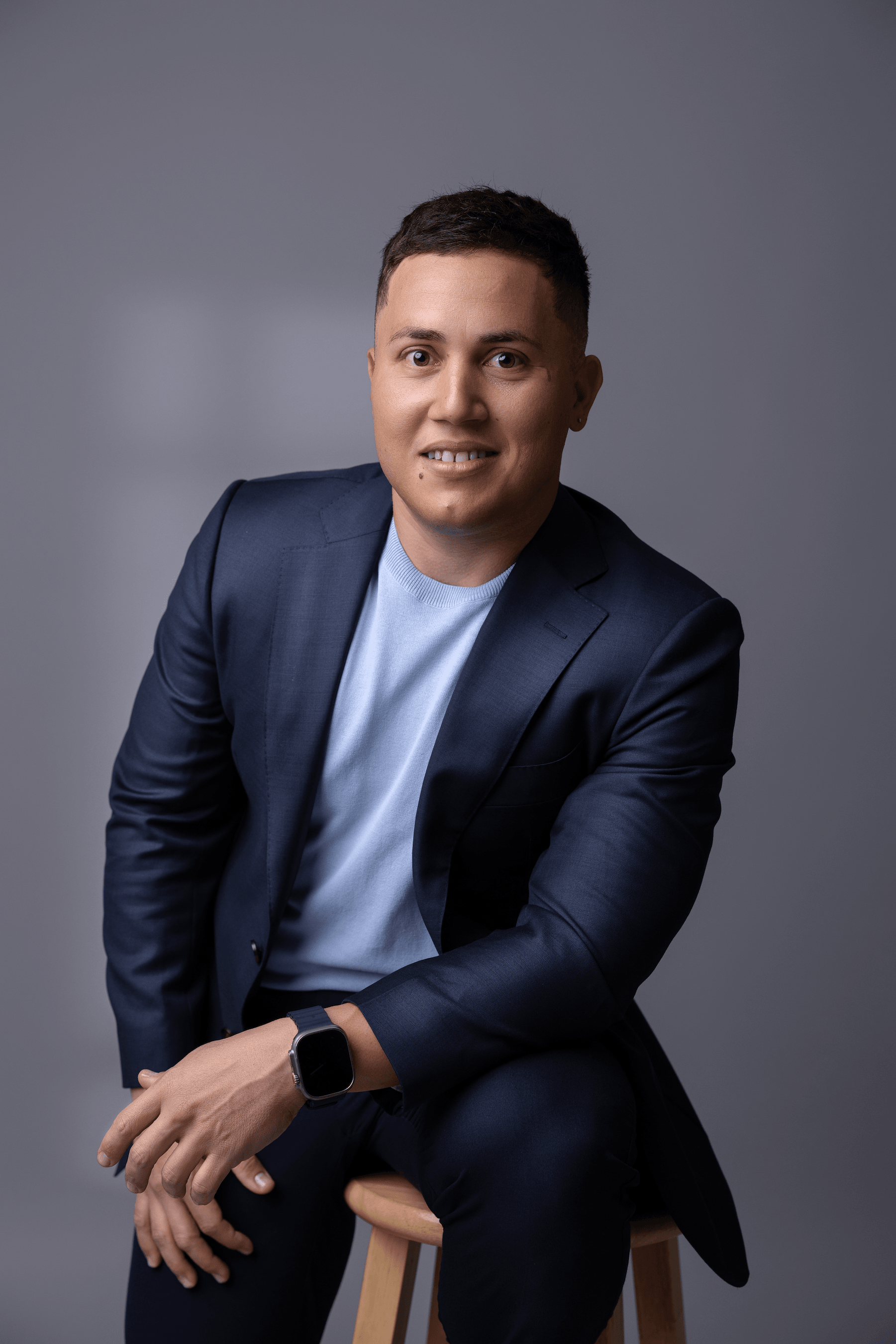 Carlos Cabale headshot