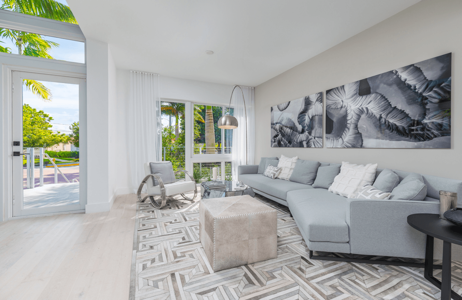 Iris on the Bay photo 12